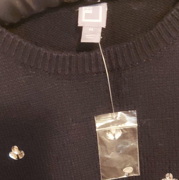 JCPenney embellished short sleeve sweater - Picture 2 of 4